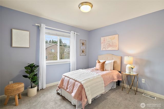 26621 106th Avenue SE, Kent, WA 98030