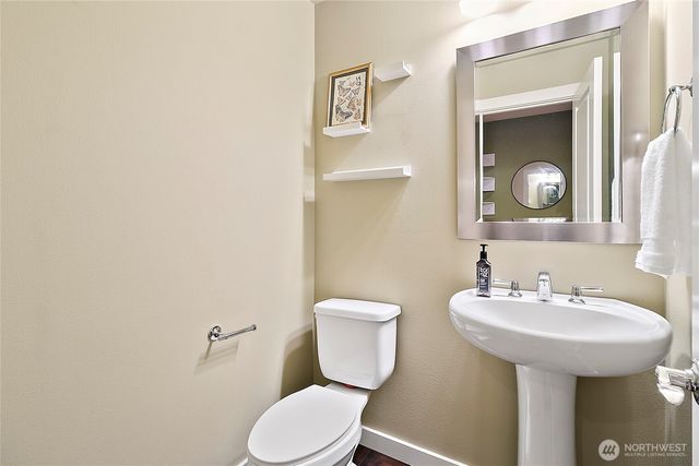 26621 106th Avenue SE, Kent, WA 98030