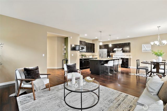 26621 106th Avenue SE, Kent, WA 98030