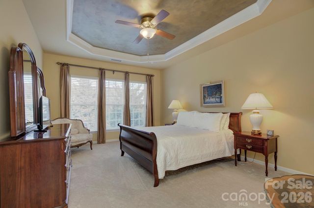 10219 Threatt Woods Drive, Charlotte, NC 28277