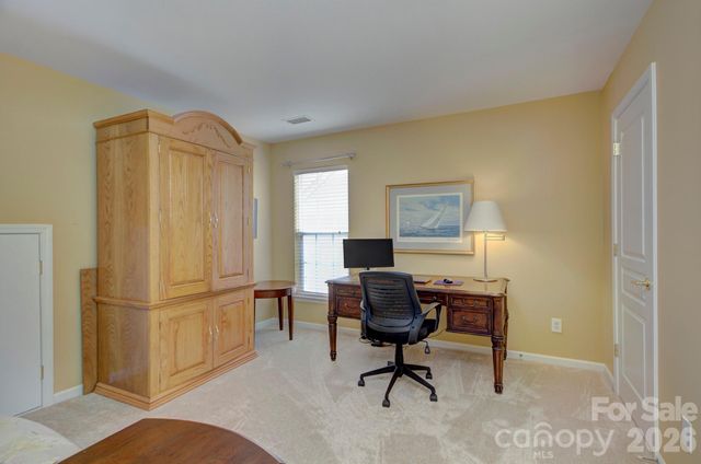 10219 Threatt Woods Drive, Charlotte, NC 28277