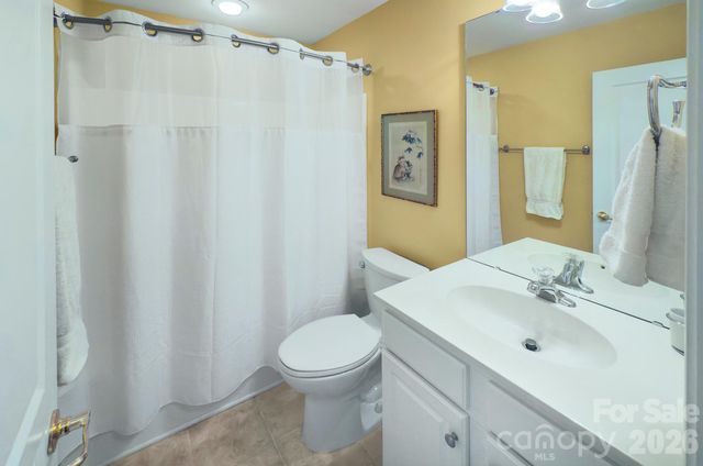 10219 Threatt Woods Drive, Charlotte, NC 28277