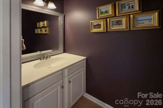 10219 Threatt Woods Drive, Charlotte, NC 28277