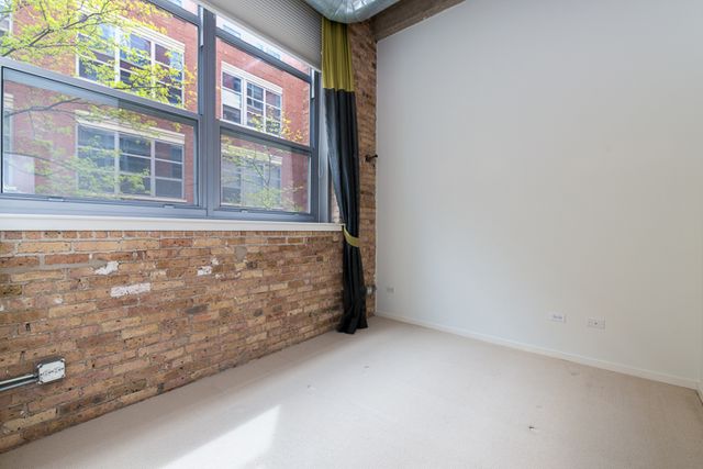 1735 N Paulina Street 206, Chicago, IL 60622