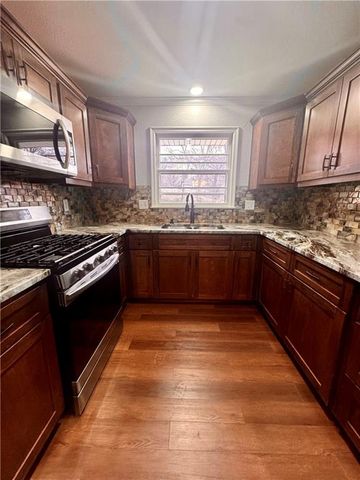 2214 N 21st Street, Kansas City, KS 66104