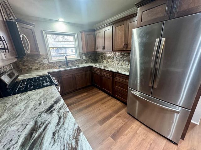 2214 N 21st Street, Kansas City, KS 66104