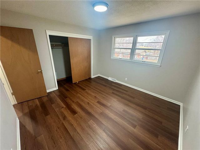 2214 N 21st Street, Kansas City, KS 66104