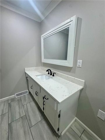 2214 N 21st Street, Kansas City, KS 66104