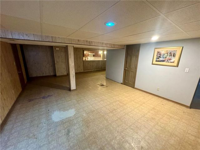 2214 N 21st Street, Kansas City, KS 66104