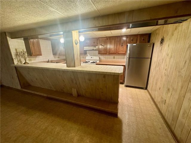 2214 N 21st Street, Kansas City, KS 66104