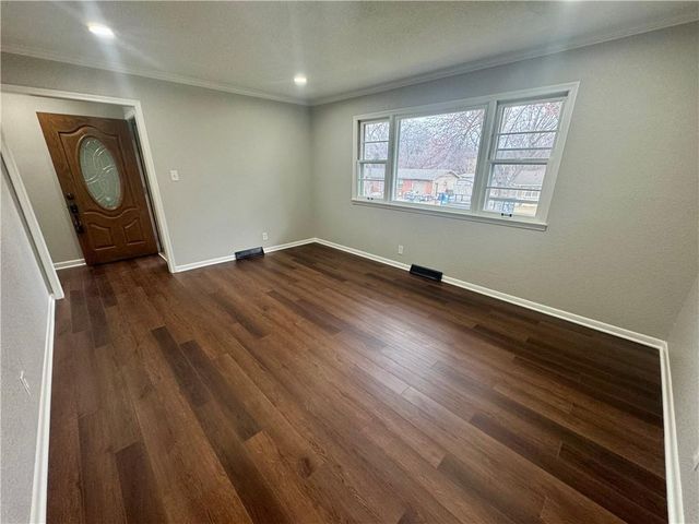 2214 N 21st Street, Kansas City, KS 66104