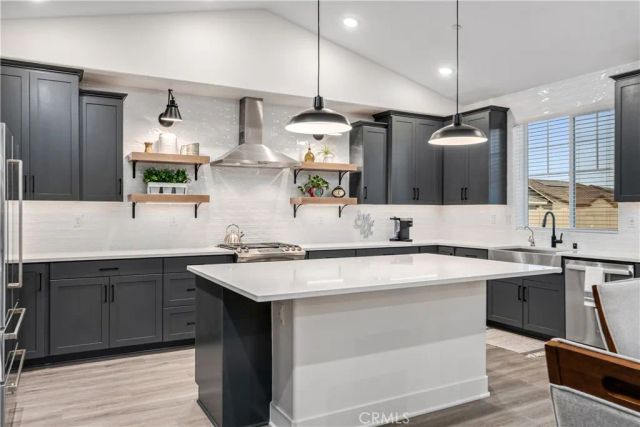 8812 W Dale Drive, Lancaster, CA 93536
