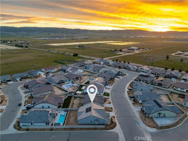 8812 W Dale Drive, Lancaster, CA 93536