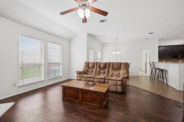 8904 Whirlwind Trail, Aubrey, TX 76227