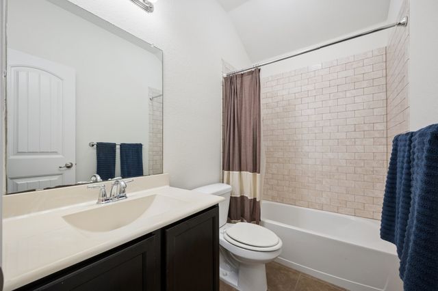 8904 Whirlwind Trail, Aubrey, TX 76227