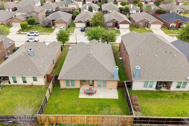 8904 Whirlwind Trail, Aubrey, TX 76227