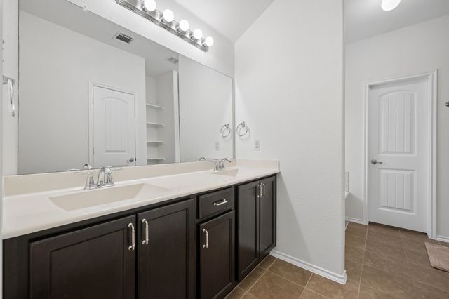 8904 Whirlwind Trail, Aubrey, TX 76227