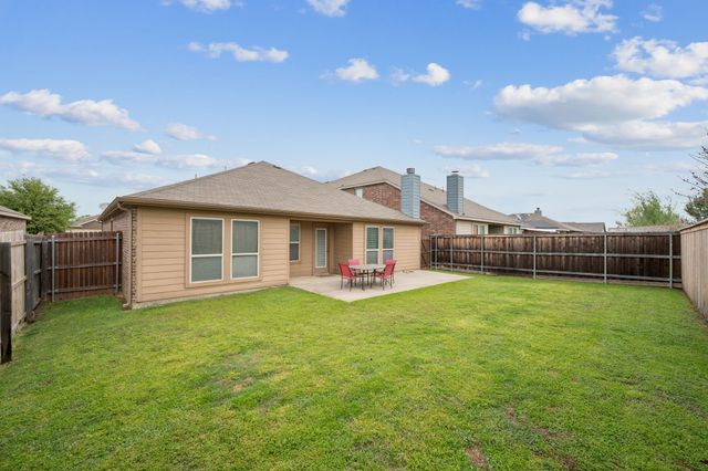 8904 Whirlwind Trail, Aubrey, TX 76227