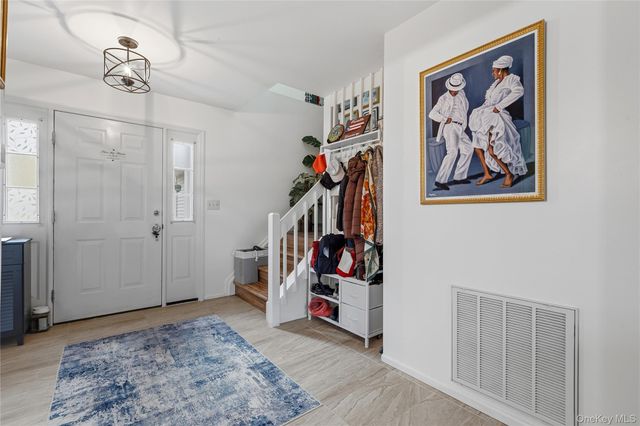 22 Plum Court, Highland Mills, NY 10930