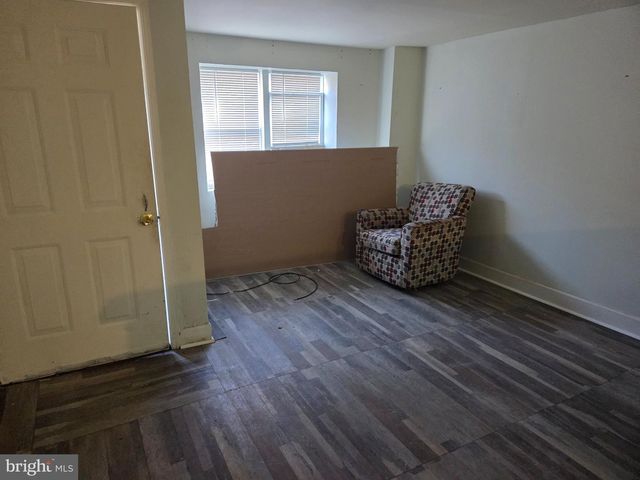 2037 NAPFLE ST, Philadelphia, PA 19152