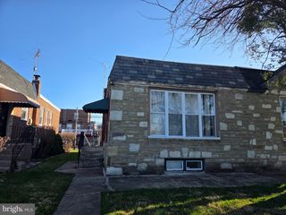 2037 NAPFLE ST, Philadelphia, PA 19152