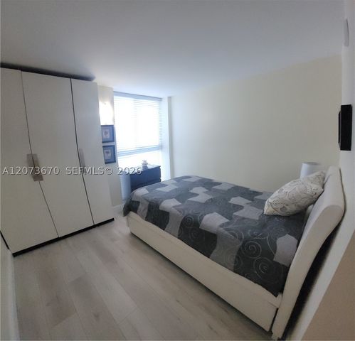 3200 Collins Ave 9-1, Miami Beach, FL 33140
