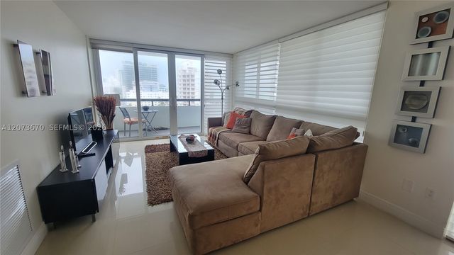 3200 Collins Ave 9-1, Miami Beach, FL 33140