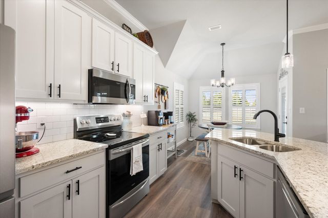 150 Palmer South Court, Palmer, TX 75152