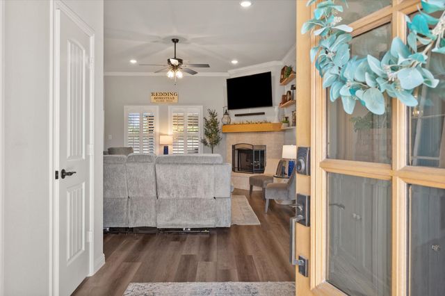 150 Palmer South Court, Palmer, TX 75152