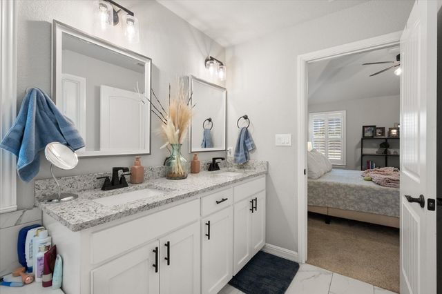 150 Palmer South Court, Palmer, TX 75152