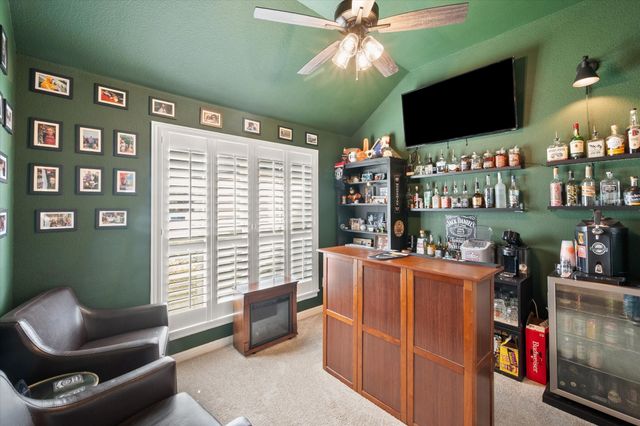 150 Palmer South Court, Palmer, TX 75152