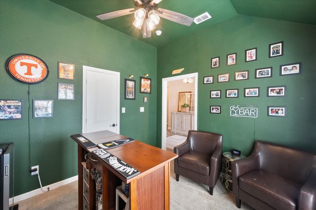 150 Palmer South Court, Palmer, TX 75152