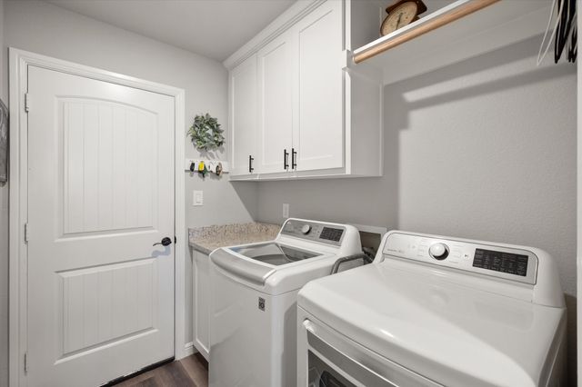 150 Palmer South Court, Palmer, TX 75152