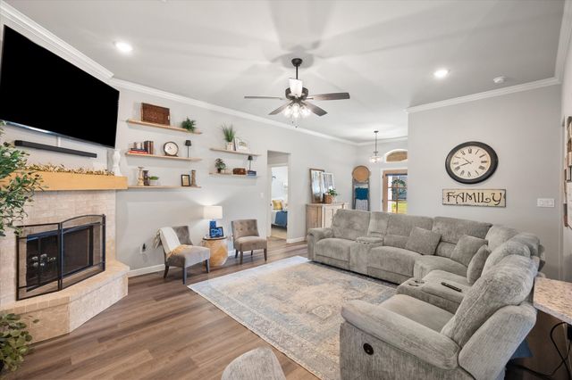 150 Palmer South Court, Palmer, TX 75152