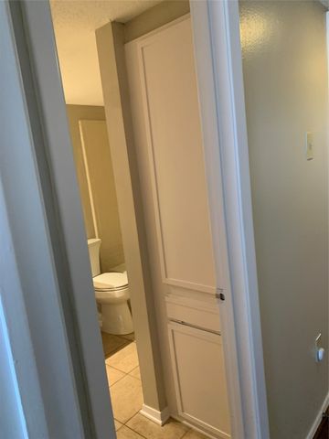 218 N Texas Boulevard 303, Denton, TX 76201