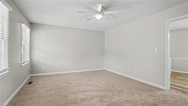 1115 Castlegate Drive, Winston-salem, NC 27103