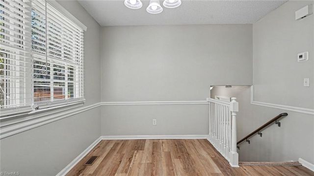 1115 Castlegate Drive, Winston-salem, NC 27103