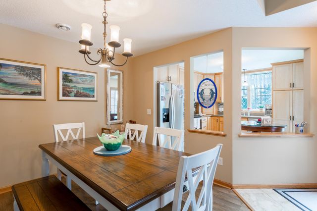 1520 Hunter Hill Road, Hudson, WI 54016