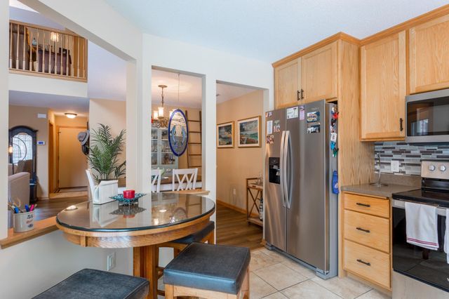 1520 Hunter Hill Road, Hudson, WI 54016