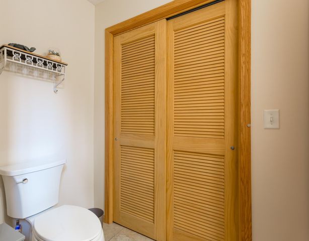 1520 Hunter Hill Road, Hudson, WI 54016