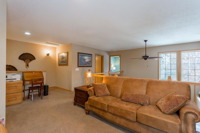 1520 Hunter Hill Road, Hudson, WI 54016