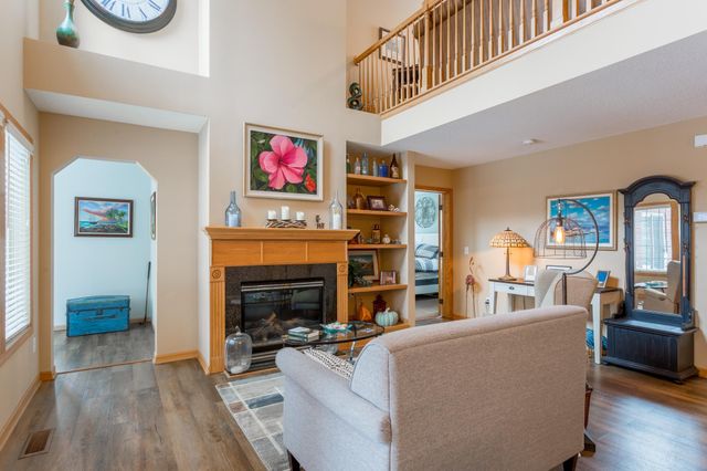 1520 Hunter Hill Road, Hudson, WI 54016