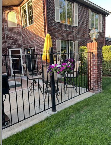 1520 Hunter Hill Road, Hudson, WI 54016