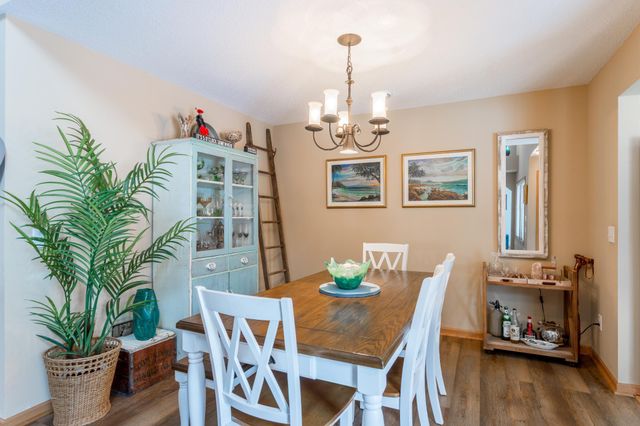 1520 Hunter Hill Road, Hudson, WI 54016