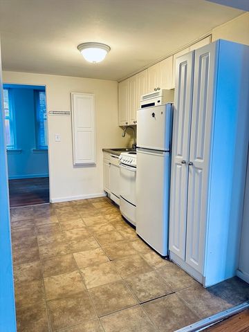 17 South Russell St 5, Boston, MA 02114