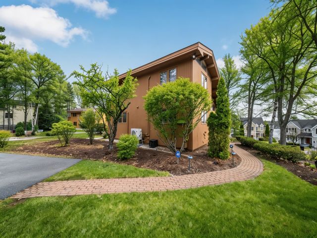 27 Fern Lane, Laconia, NH 03246