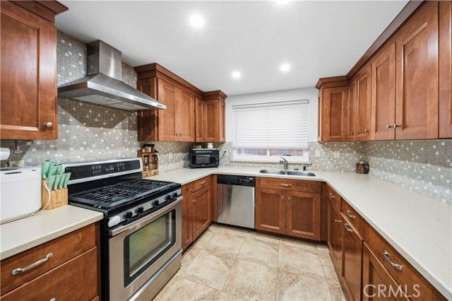 45108 18th St West, Lancaster, CA 93536