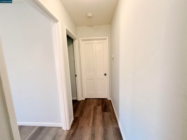 238 Fitzpatrick Rd, Oakland, CA 94603
