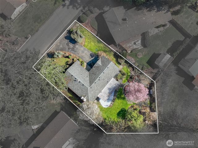 307 Ranger Drive SE, Lacey, WA 98503