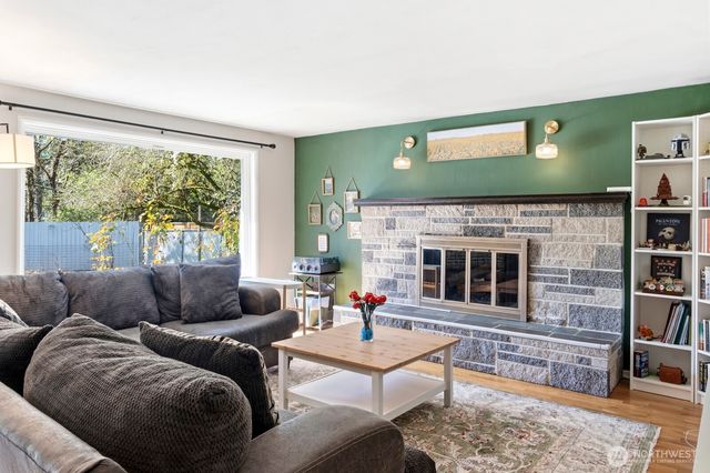 307 Ranger Drive SE, Lacey, WA 98503